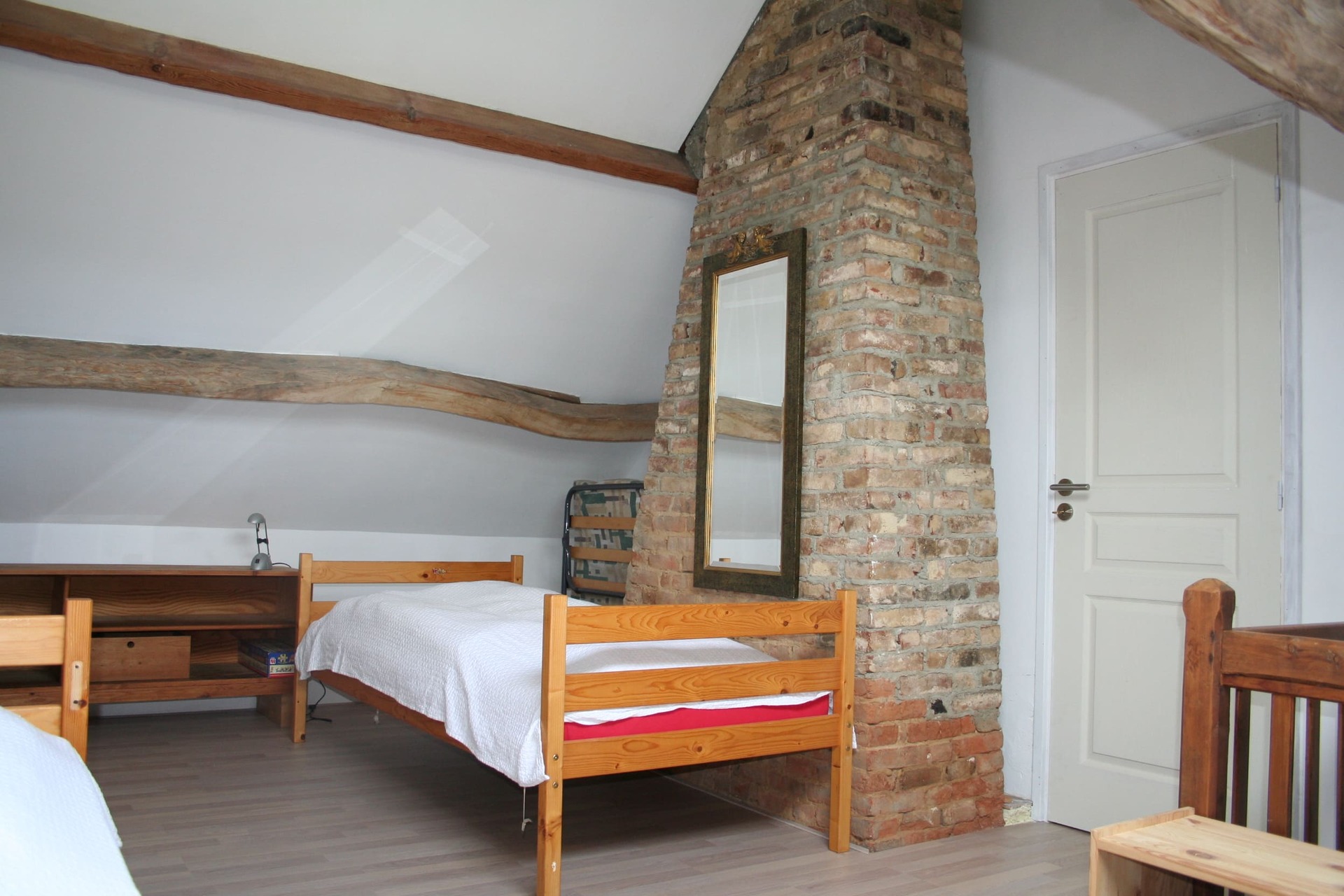 Single beds - Eenpersoons bedden